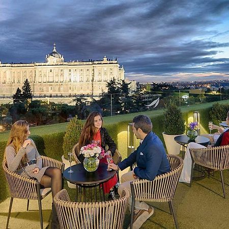 Apartosuites Jardines De Sabatini Madrid Ngoại thất bức ảnh