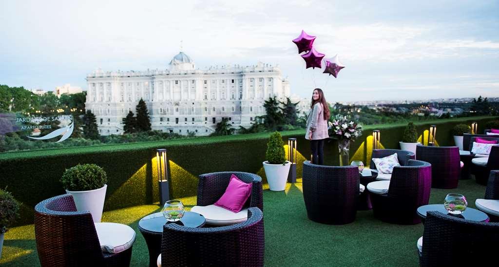 Apartosuites Jardines De Sabatini Madrid Tiện nghi bức ảnh