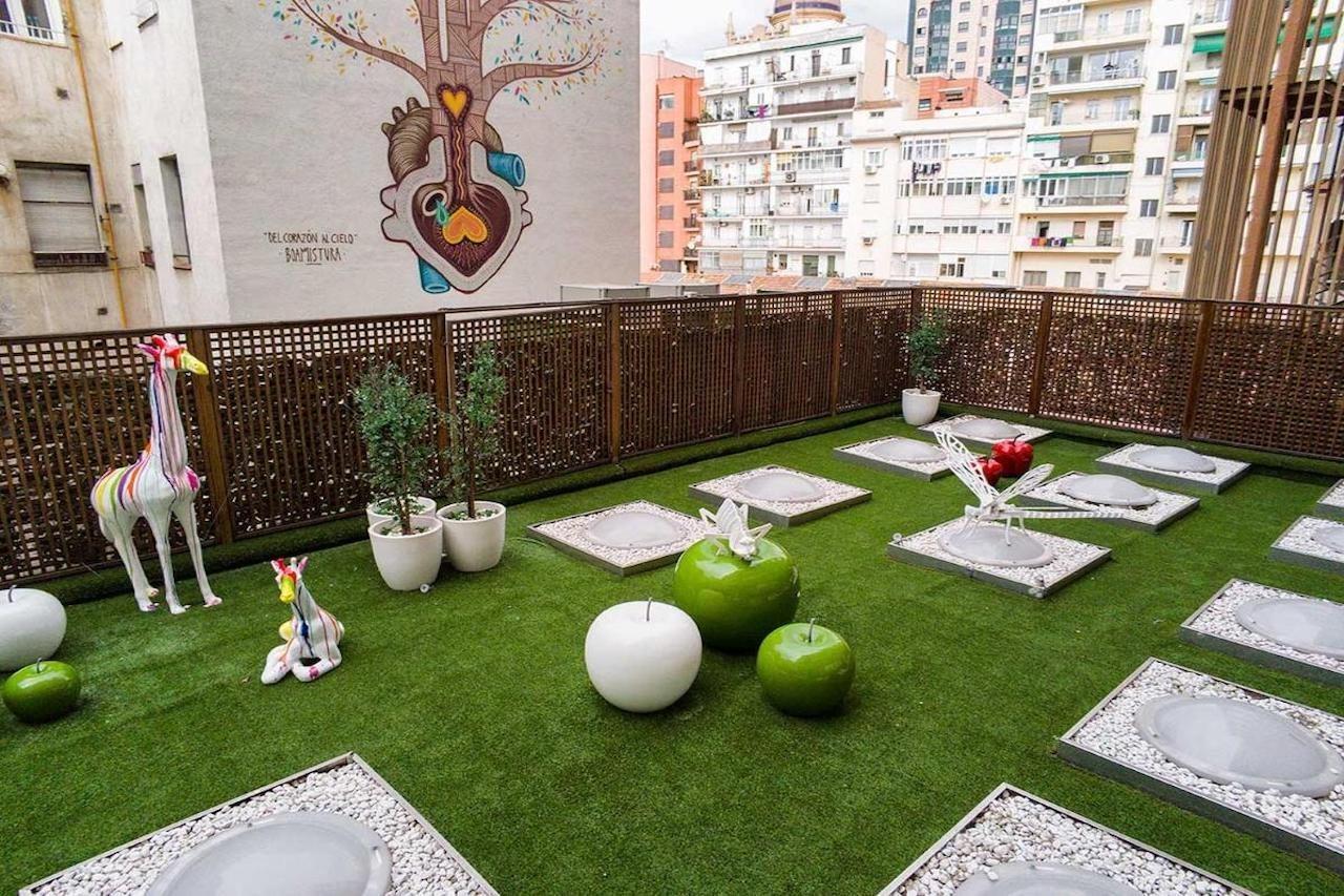 Apartosuites Jardines De Sabatini Madrid Ngoại thất bức ảnh