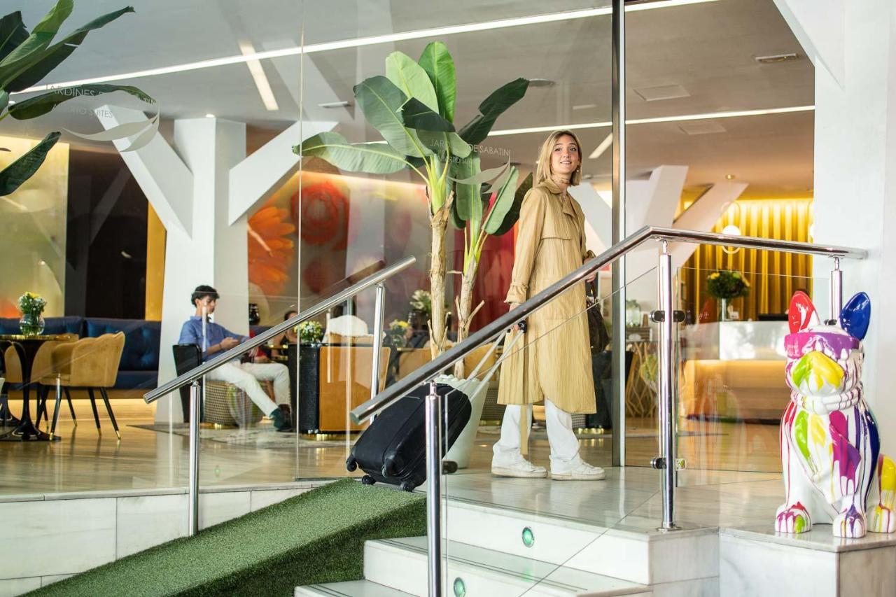 Apartosuites Jardines De Sabatini Madrid Ngoại thất bức ảnh