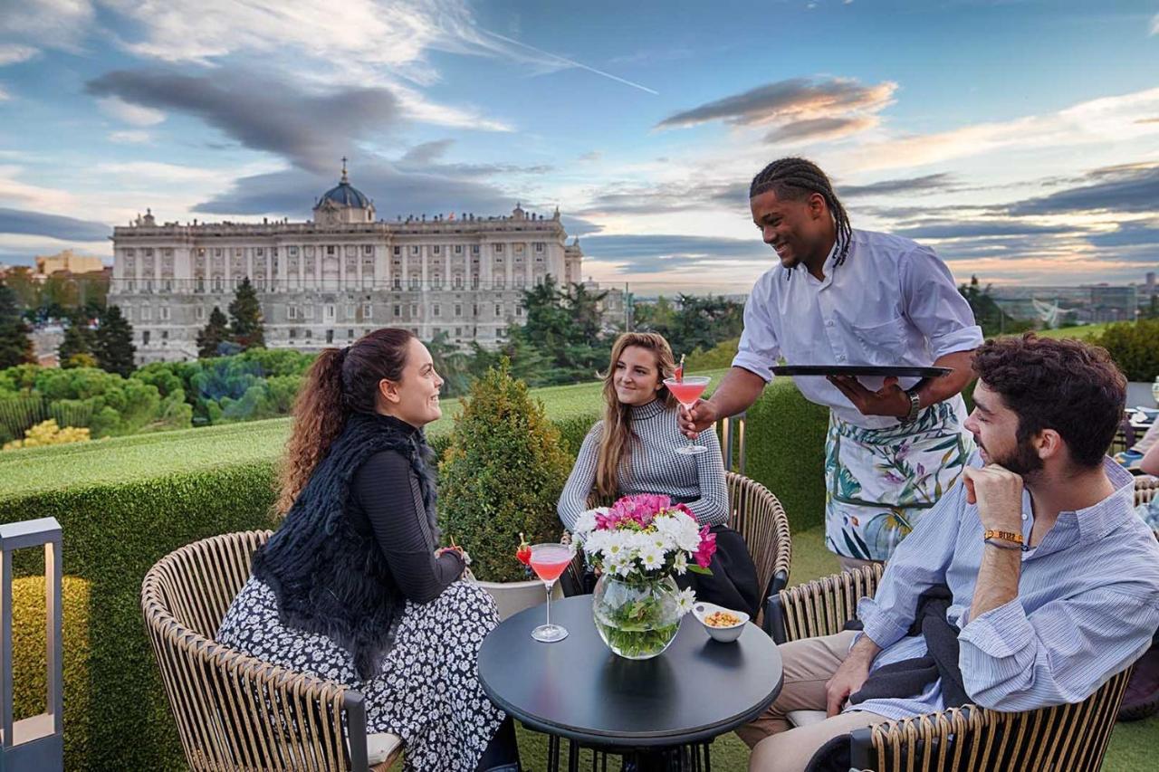 Apartosuites Jardines De Sabatini Madrid Ngoại thất bức ảnh