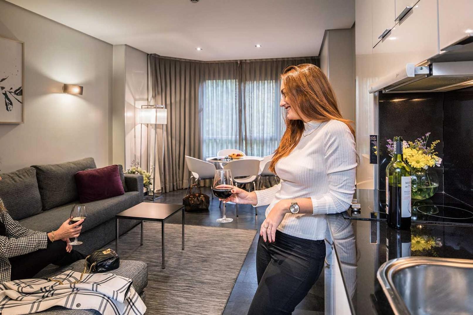 Apartosuites Jardines De Sabatini Madrid Ngoại thất bức ảnh