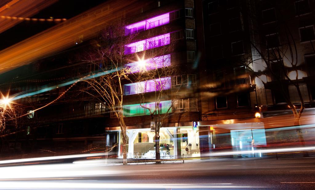 Apartosuites Jardines De Sabatini Madrid Ngoại thất bức ảnh