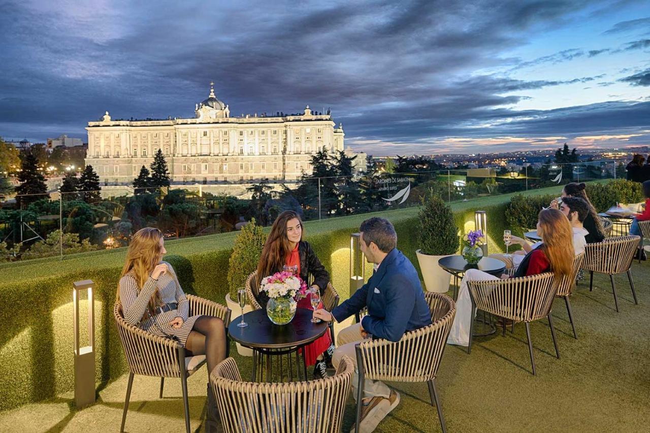 Apartosuites Jardines De Sabatini Madrid Ngoại thất bức ảnh